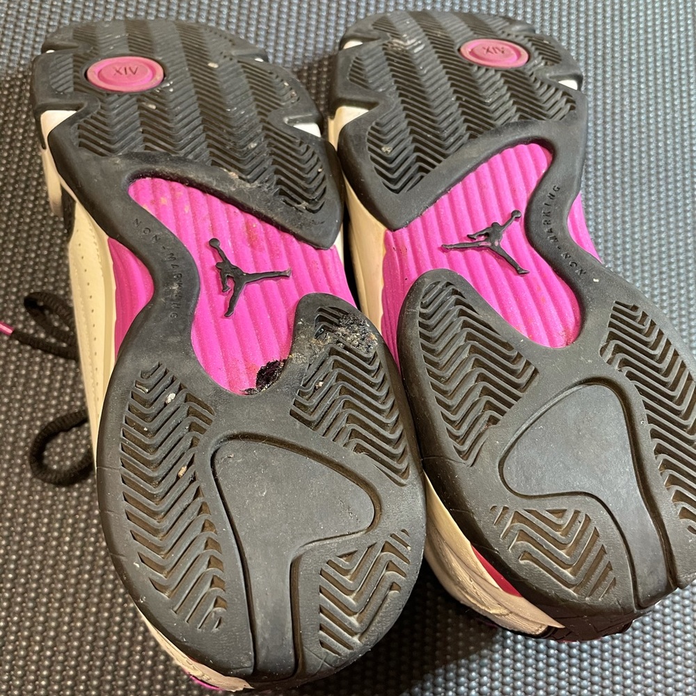 Jordan 14 Retro Fuchsia Flash Black Toe